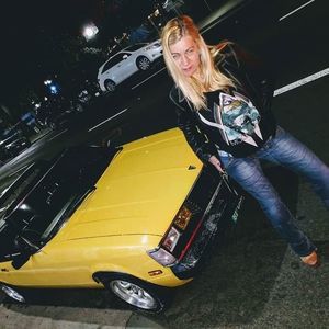 Meet your Posher, Viktoria